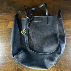MICHAEL Michael Kors Hayley Large Convertible Tote & Zip Pouch - Black Leather